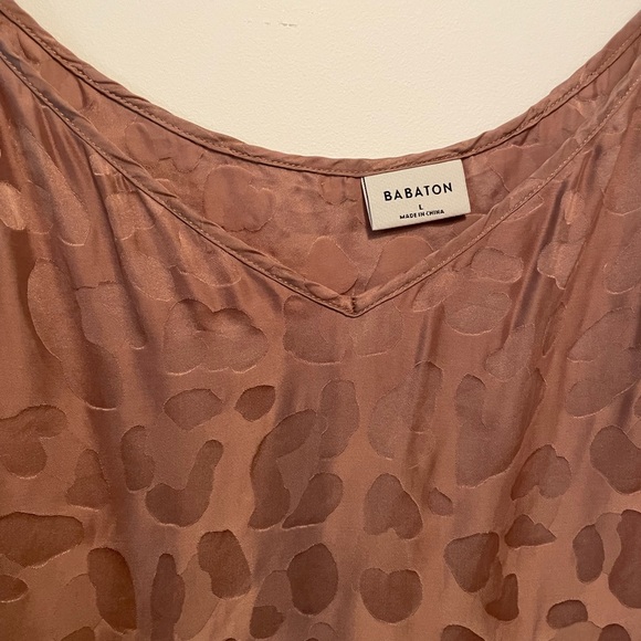 Babaton Everly Camisole, Leopard Jacquard, Size Large. - Picture 5 of 9
